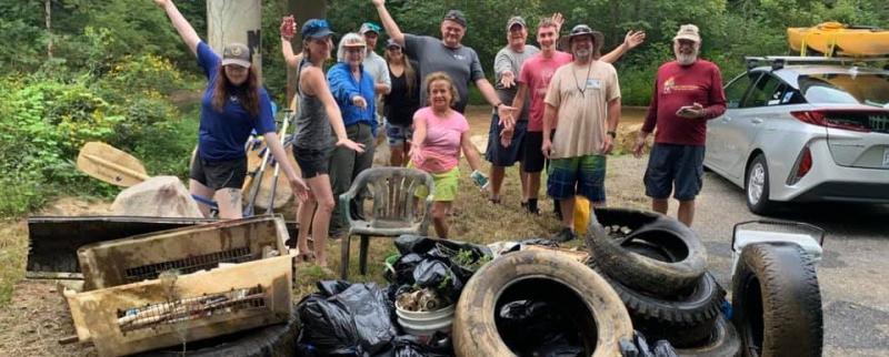 Americorps with Volunnteers at River Clean Up