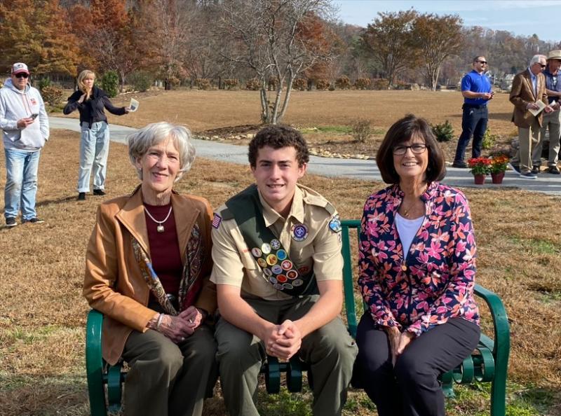 Mayor ritchett - Cole Pritchett - Yvonne Cooley