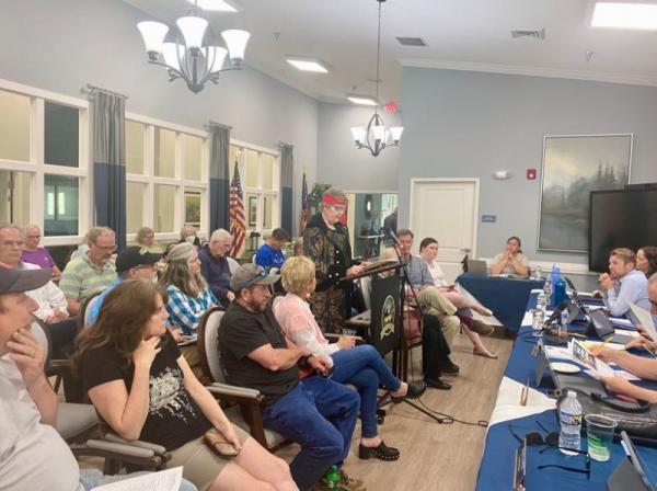 031026 Town Council Audience