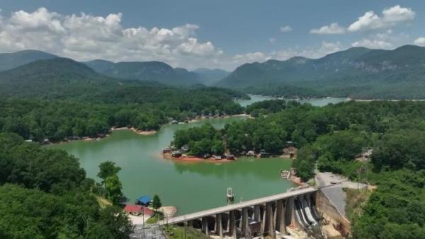 Lake Lure Dam illustrating repairs by Reuters Photographer Evelyn Hockstein