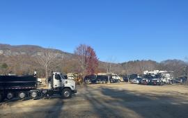 Trucks mobilize to remove debris