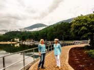 053022 Carol Pritchett and Meghan Danahey WLOS at the Gazebo