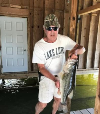 Gary Hasenfus - with 9.6 pound Largemouth Bass