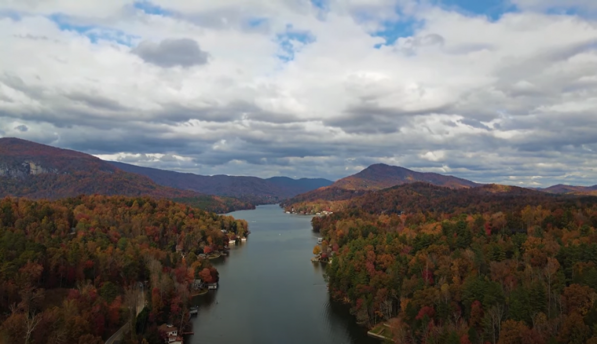 Fall in Lake Lure by DJI Mavic Air 2 Footage