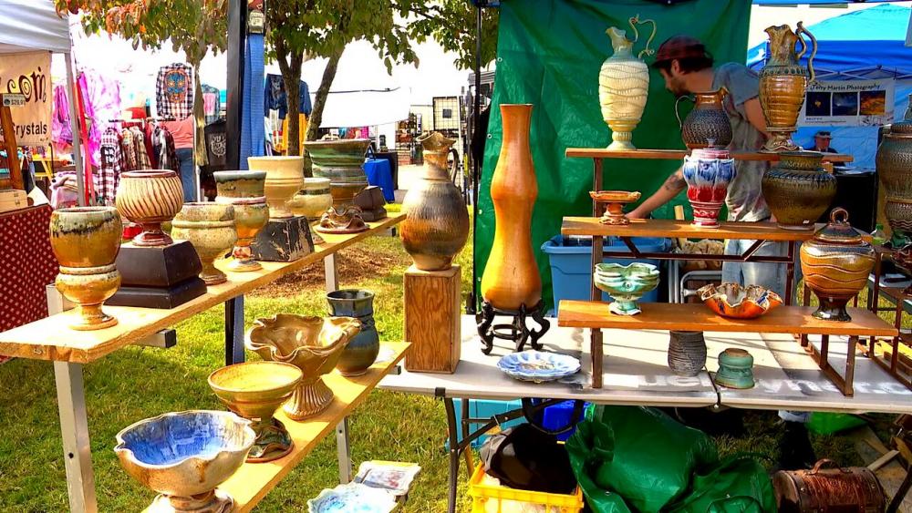 Arts & Crafts Festival Raises Funds to Eliminate Hunger, Help Lake Lure Families in Need Lake
